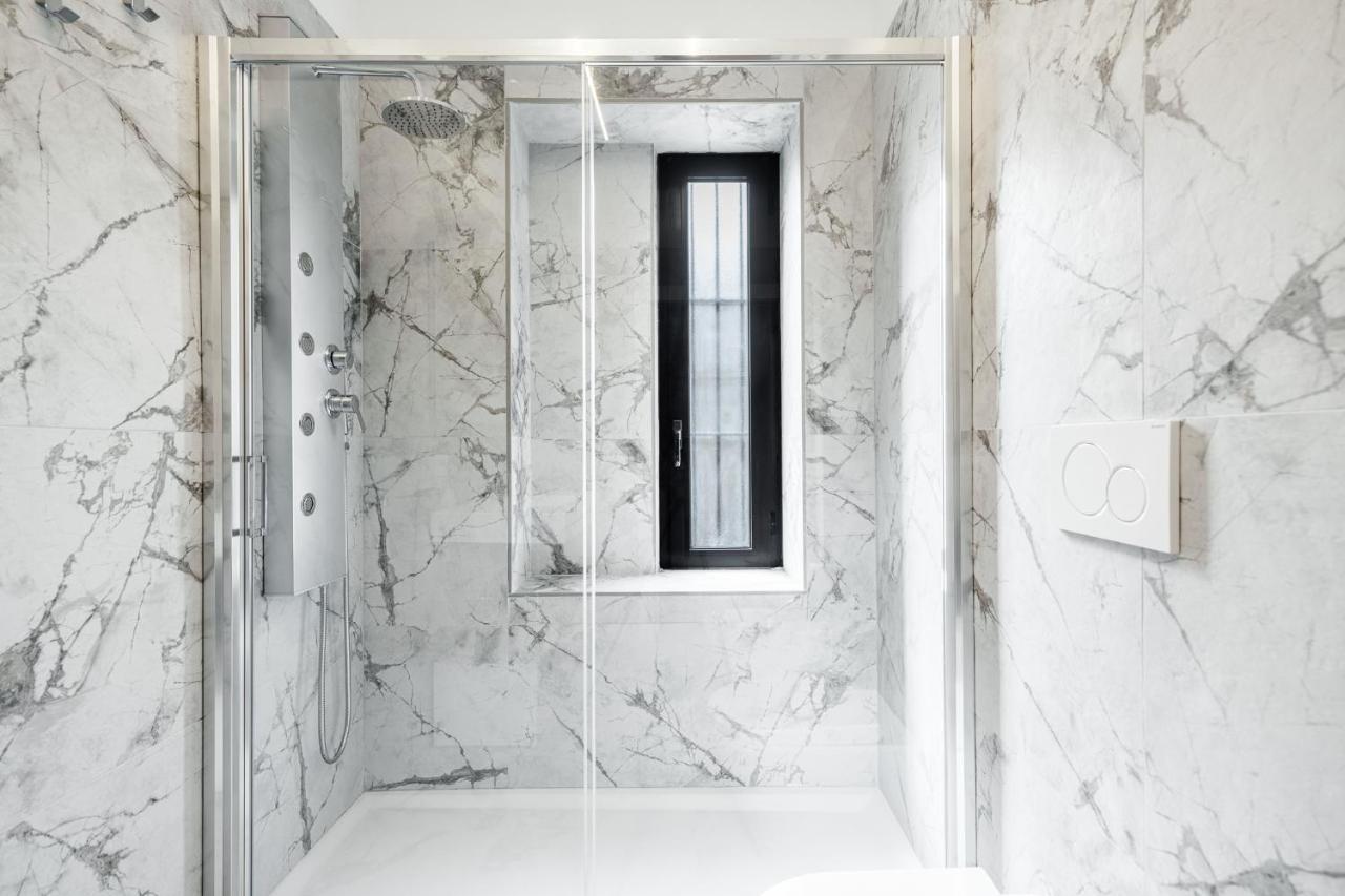 Bilocale Moderno - City Center Milano Ngoại thất bức ảnh